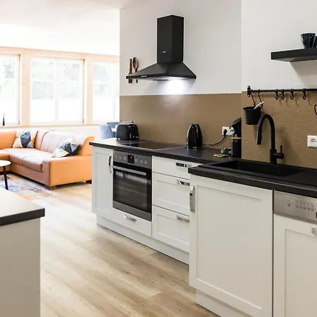 3 Bedroom Altstadtwohnung Mit Parkplatz, Tolle Lage In Schwaebisch Hall, Bis 8 Personen Exterior foto