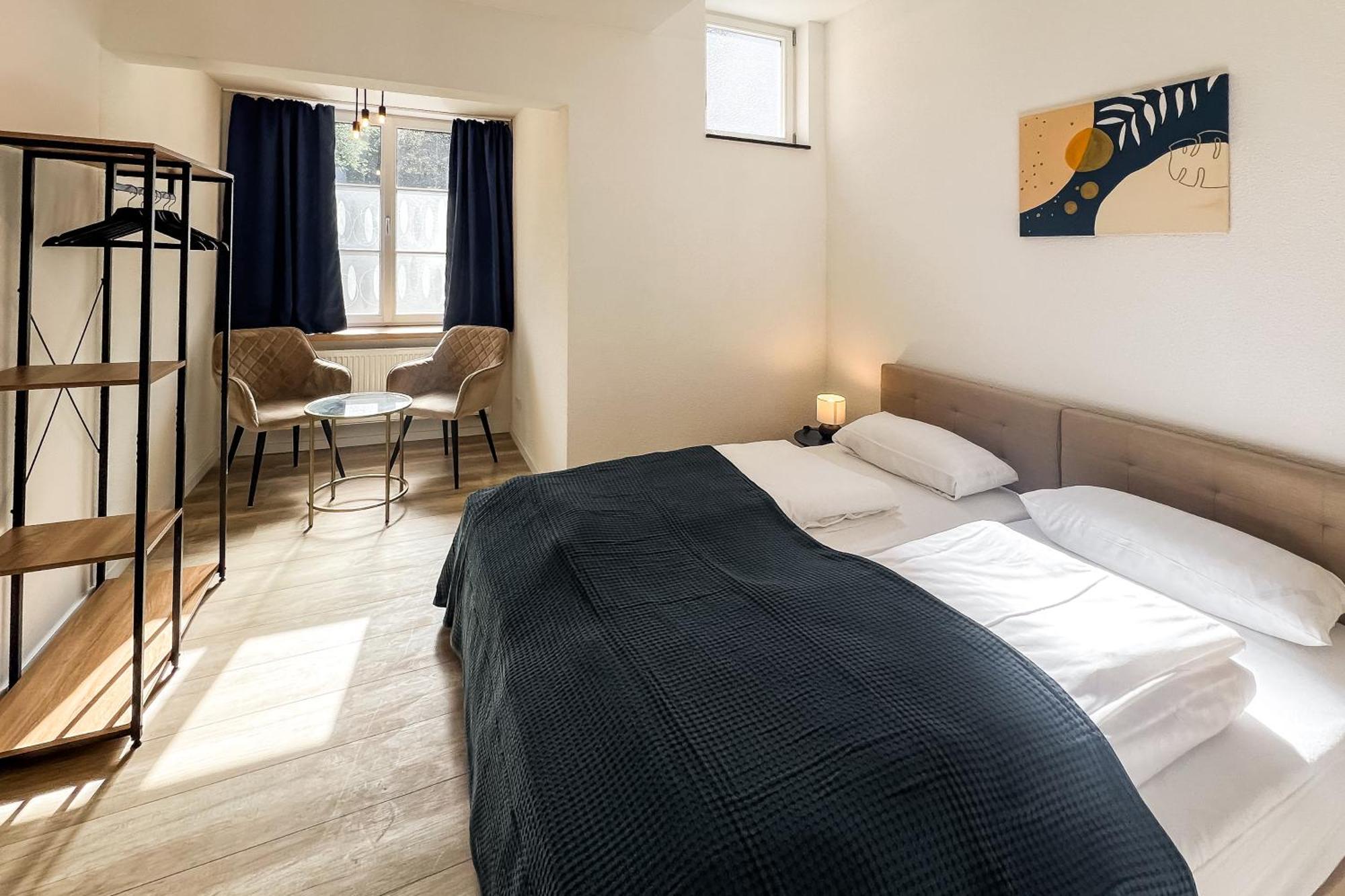 3 Bedroom Altstadtwohnung Mit Parkplatz, Tolle Lage In Schwaebisch Hall, Bis 8 Personen * Schwaebisch Hall