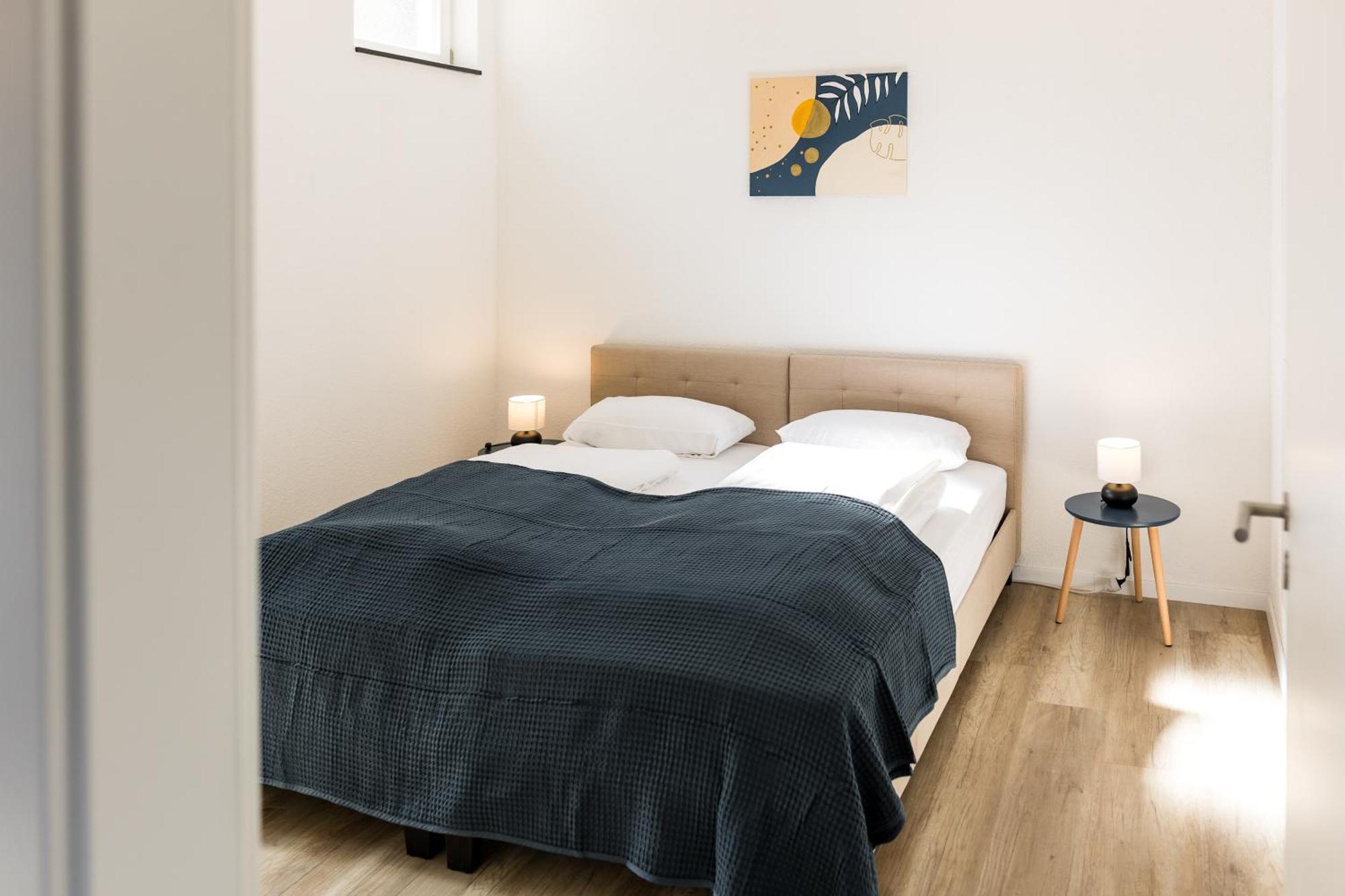 3 Bedroom Altstadtwohnung Mit Parkplatz, Tolle Lage In Schwaebisch Hall, Bis 8 Personen * Schwaebisch Hall