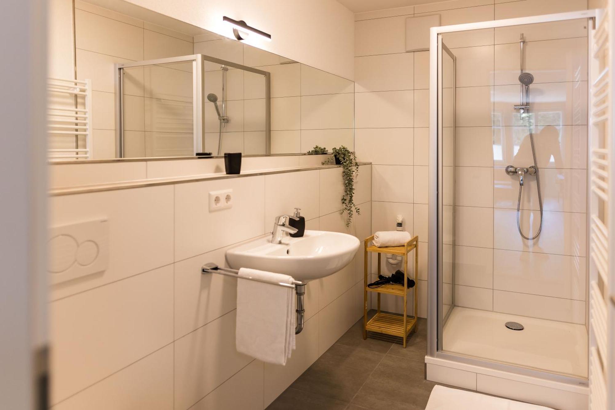 3 Bedroom Altstadtwohnung Mit Parkplatz, Tolle Lage In Schwaebisch Hall, Bis 8 Personen