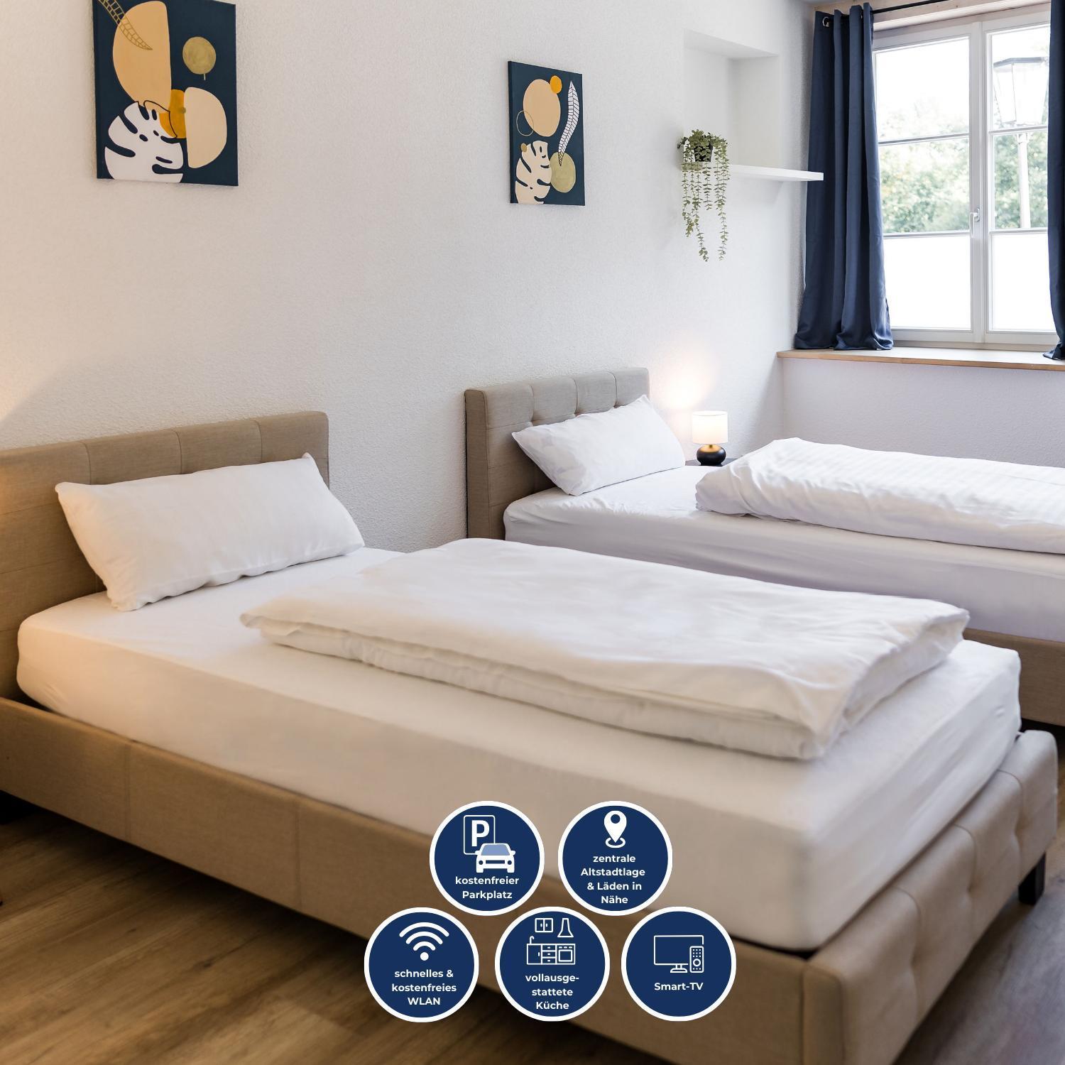 Apartment 3 Bedroom Altstadtwohnung Mit Parkplatz, Tolle Lage In Schwaebisch Hall, Bis 8 Personen
